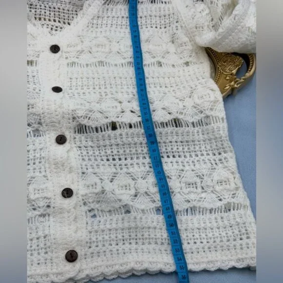 🆕 FARM Rio 🧿 NWOT White Crochet Button Up Cardigan Sweater, Sz S - Picture 15 of 15